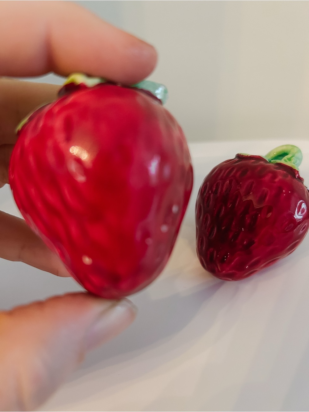 Vintage Strawberry Salt and Pepper Shakers Ceramic Strawberry Kitchen Decor - Picture 6 of 6